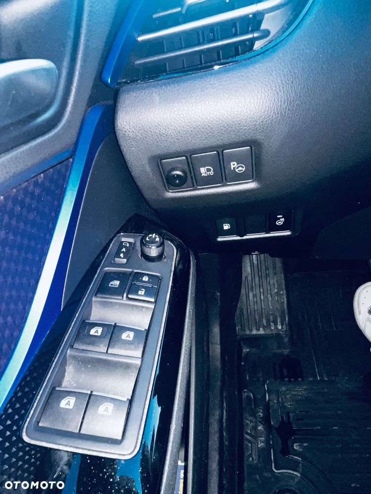 Toyota C-HR 1.8 Hybrid Prestige - 11