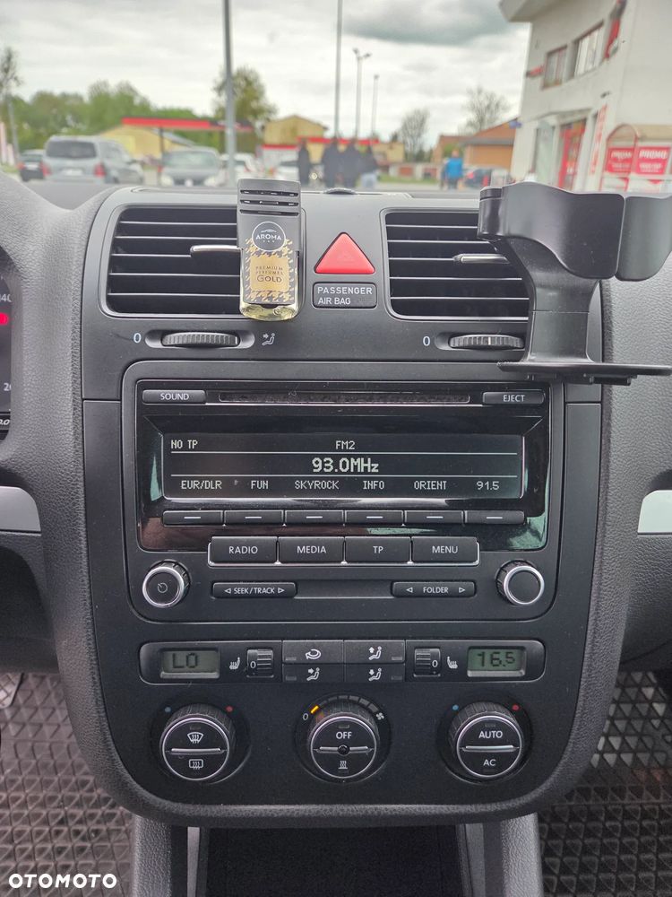 Volkswagen Golf 1.6 United - 17