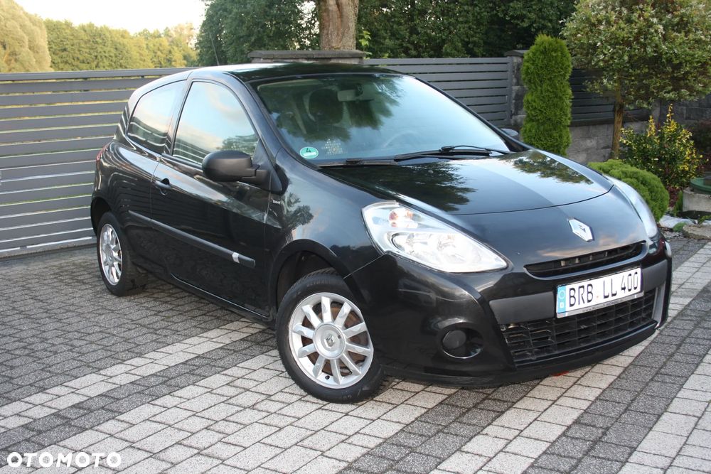 Renault Clio 1.2 16V 75 Yahoo - 4