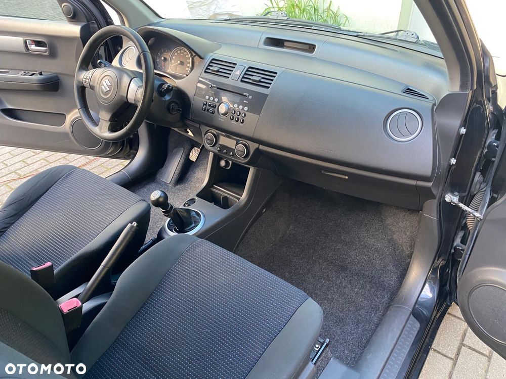 Suzuki Swift - 19