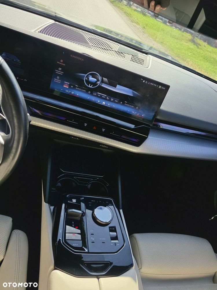 BMW Seria 5 520d xDrive mHEV M Sport - 28