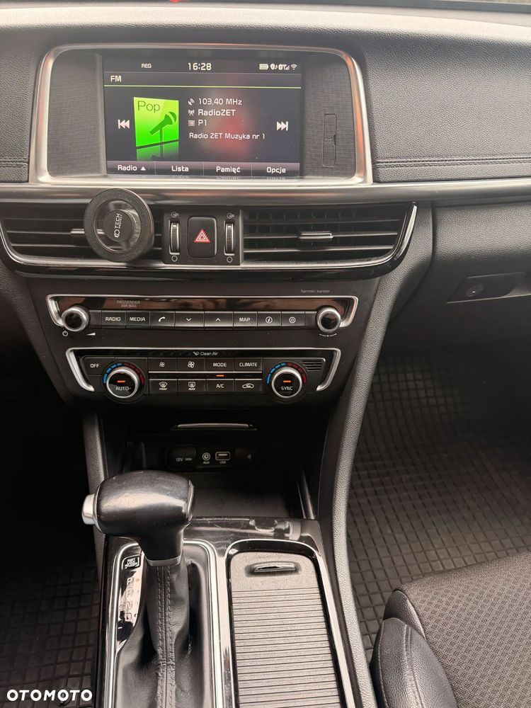 Kia Optima 1.7 CRDI XL DCT - 10