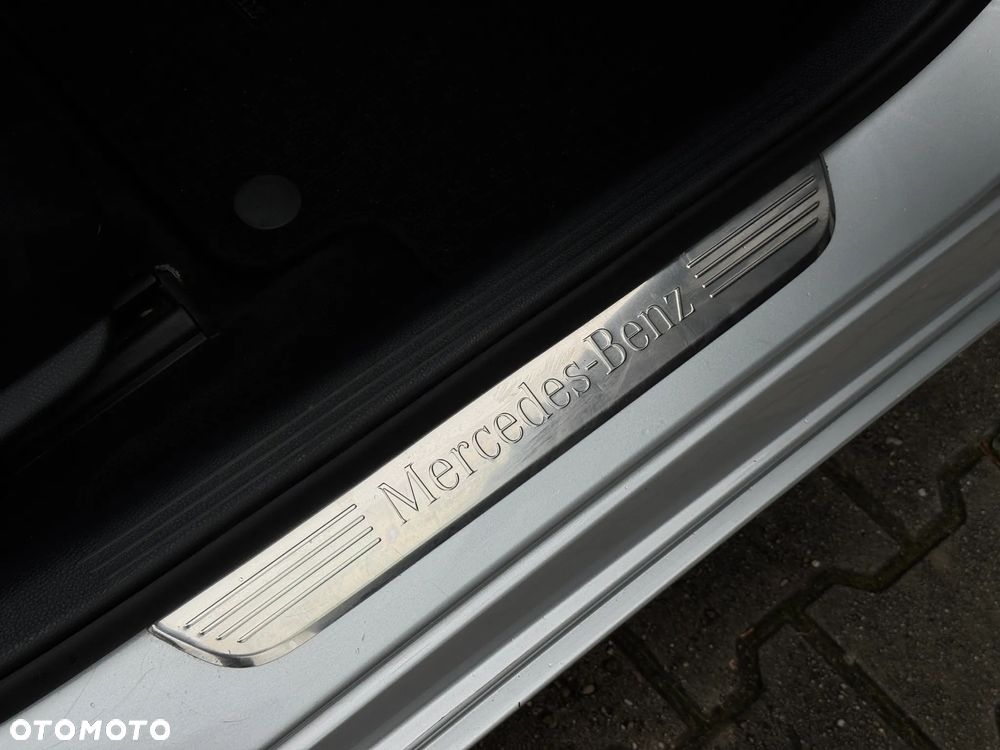 Mercedes-Benz Klasa C 200 (BlueTEC) d 7G-TRONIC - 40
