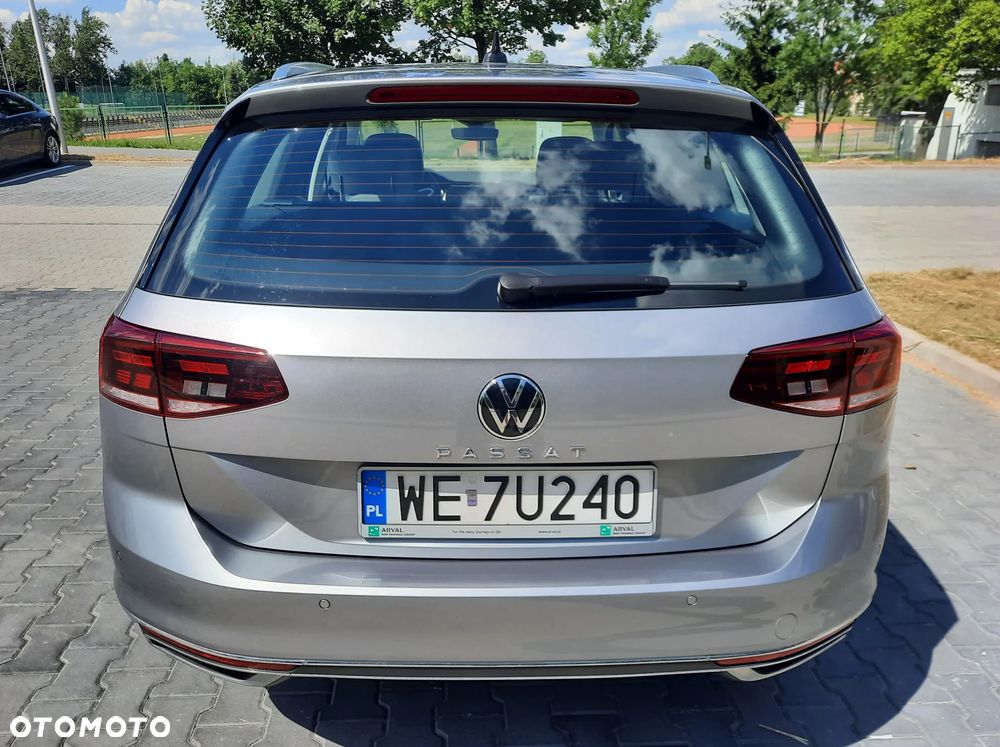 Volkswagen Passat 2.0 TDI Elegance DSG - 6