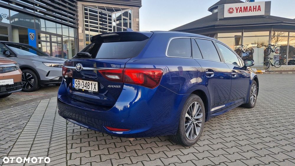 Toyota Avensis 2.0 D-4D Premium - 5