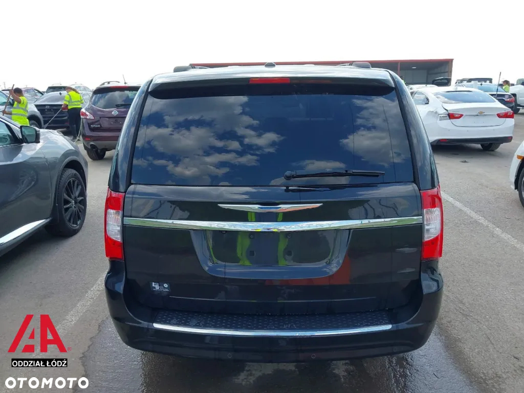 Chrysler Town & Country 3.6 Touring - 7