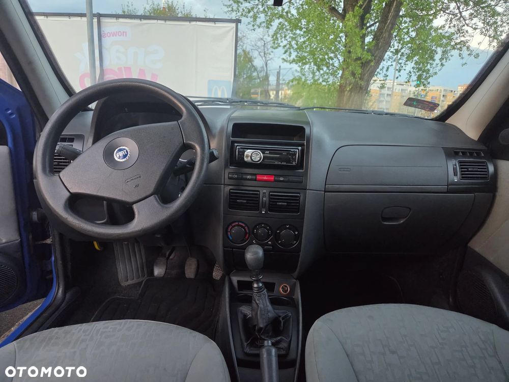 Fiat Albea 1.4 Active - 8