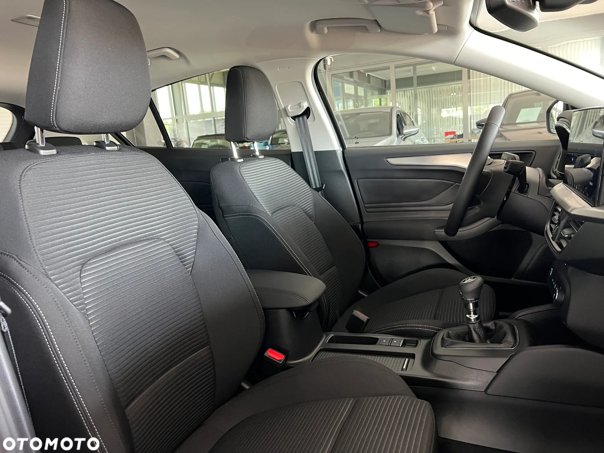 Ford Focus 1.0 EcoBoost Titanium - 37