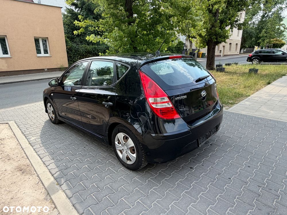 Hyundai i30 1.4 Comfort World Cup - 7