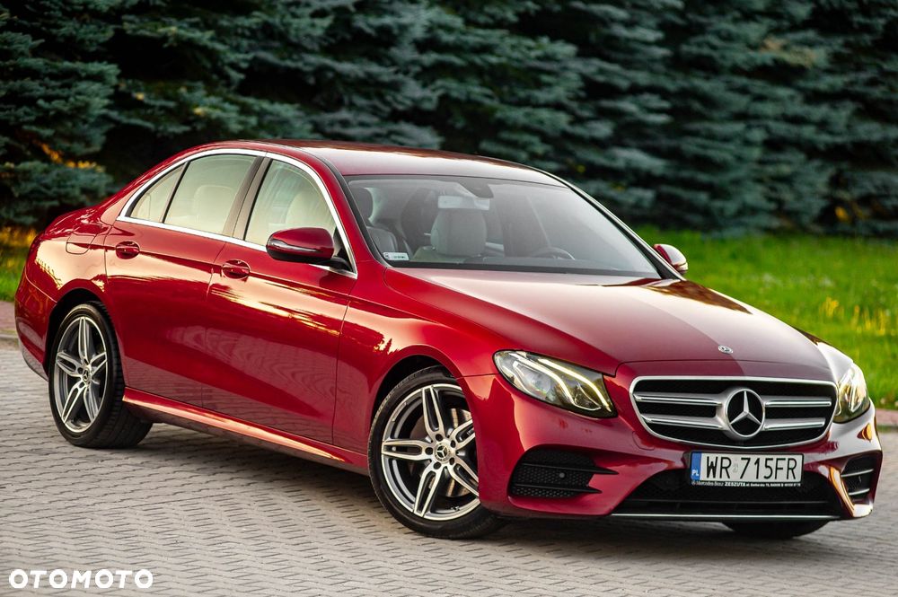 Mercedes-Benz Klasa E 220 d 4-Matic 9G-TRONIC - 2