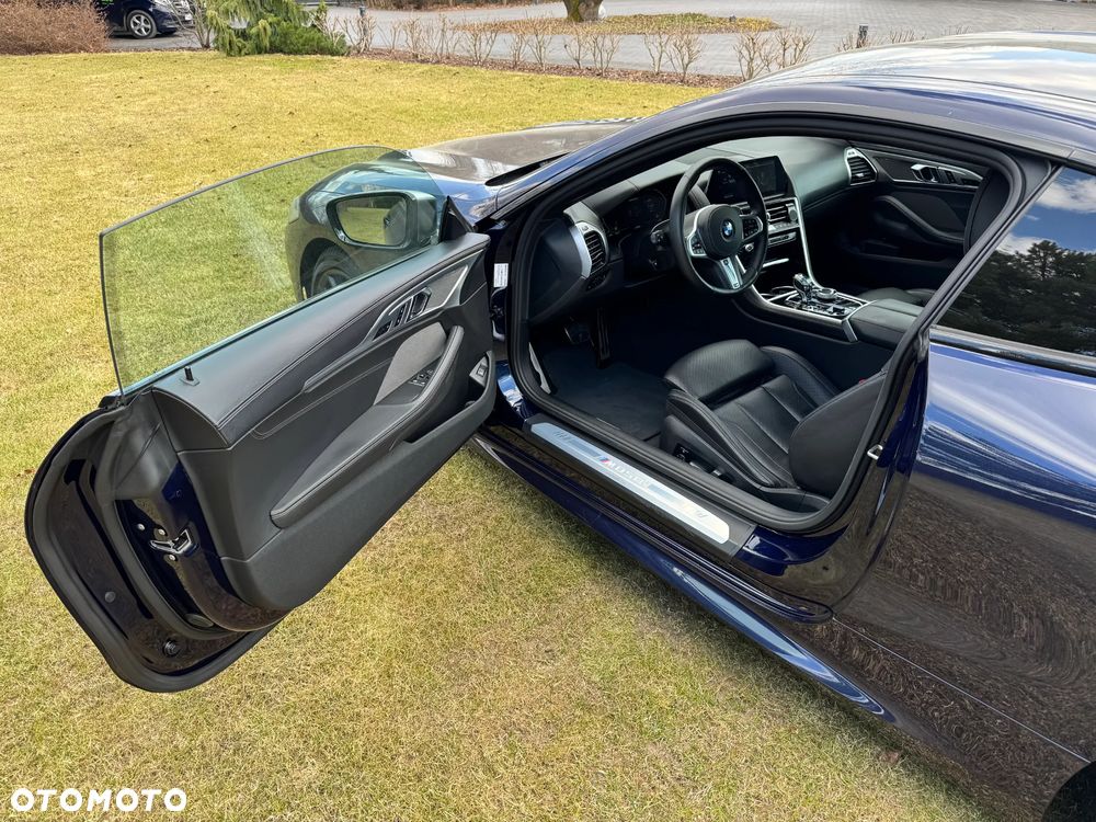 BMW Seria 8 - 24