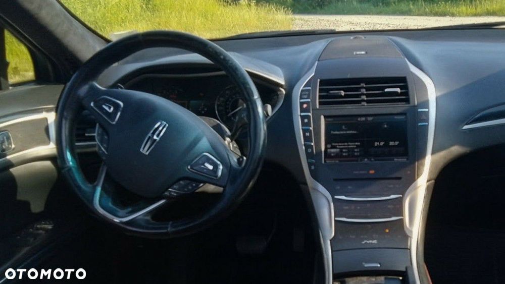 Lincoln MKZ - 12