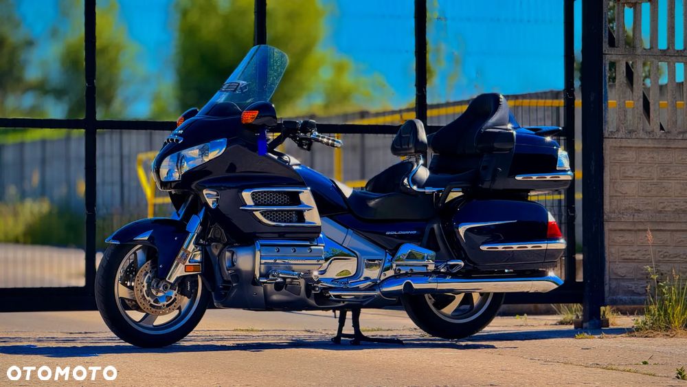 Honda GL - 11