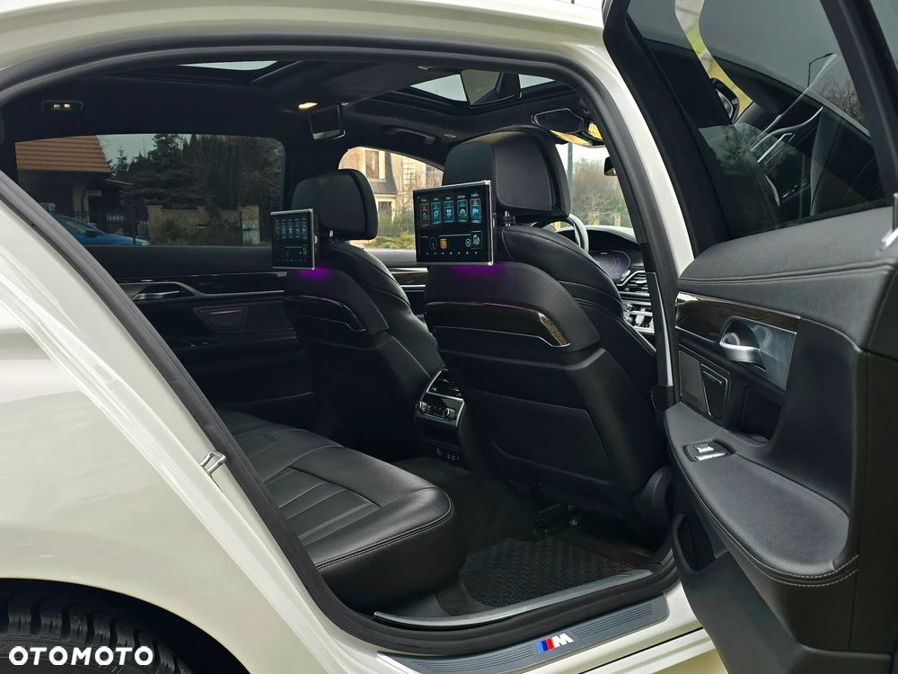 BMW Seria 7 740Li xDrive - 8