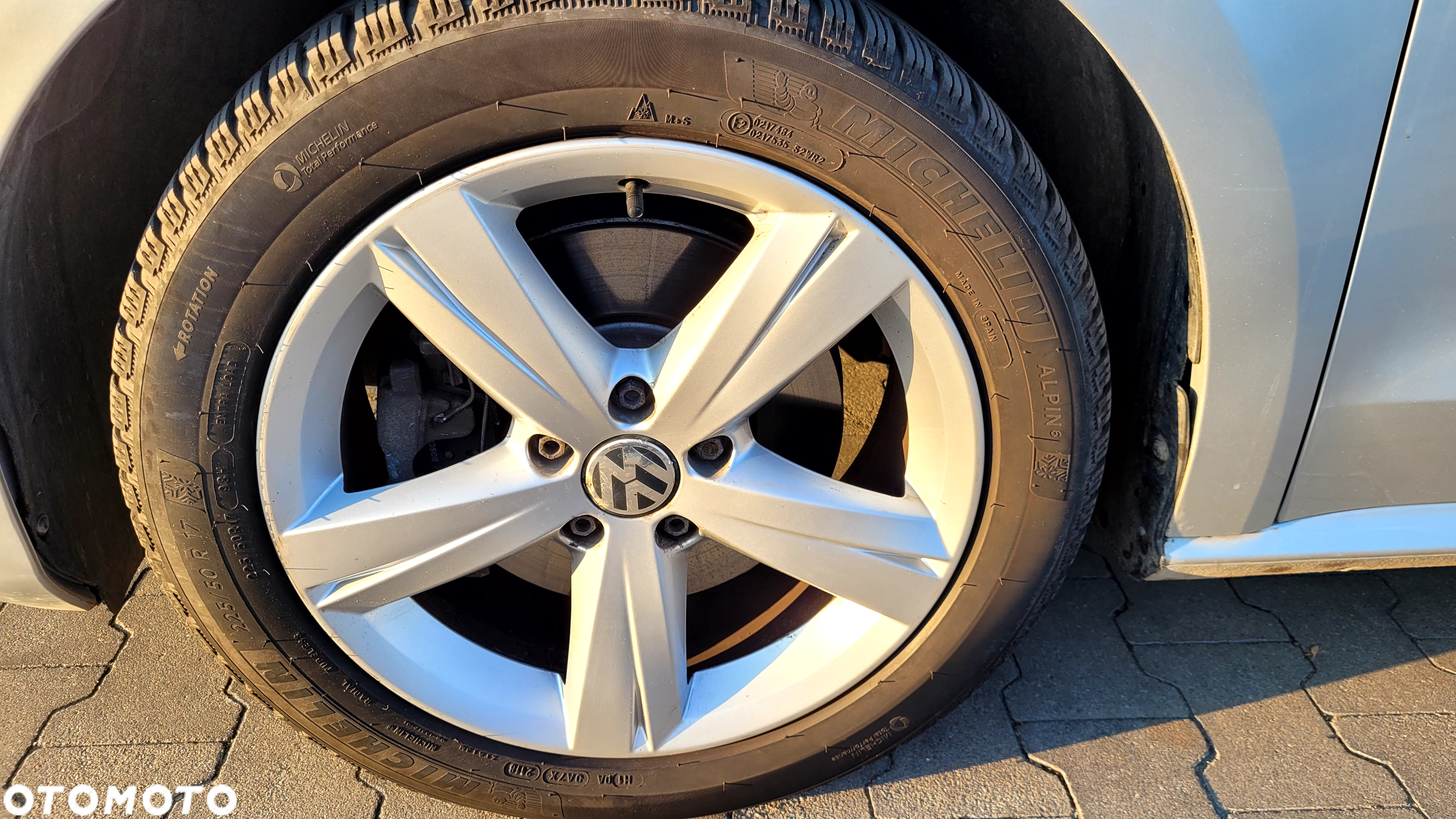Volkswagen Passat - 20