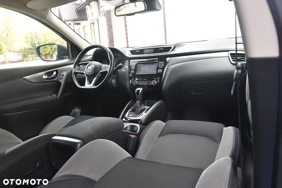 Nissan Qashqai 1.2 DIG-T Xtronic TEKNA - 20