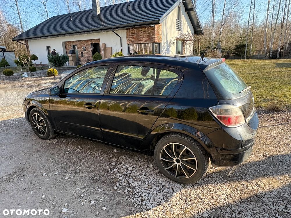 Opel Astra 1.3 CDTI Cosmo - 1