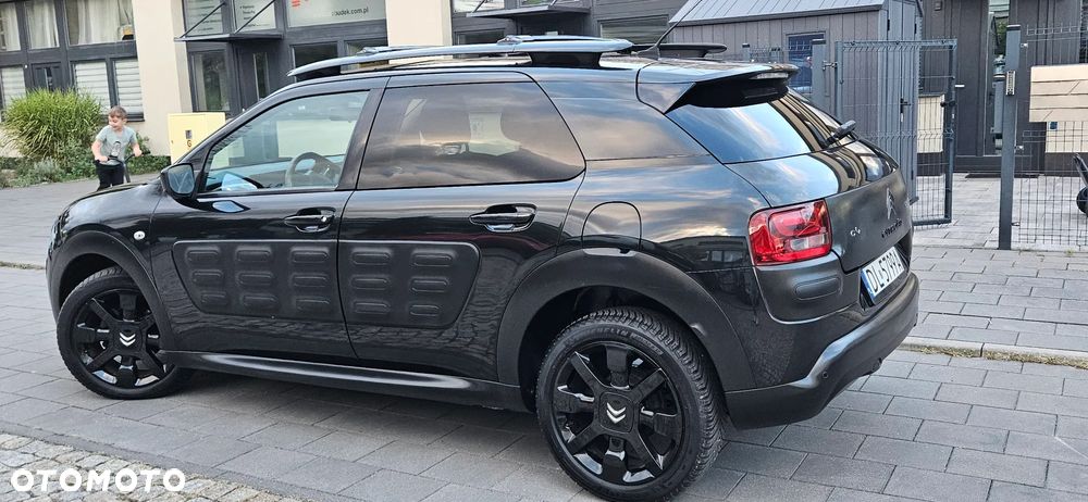 Citroën C4 Cactus 1.2 PureTech Shine Edition S&S - 31