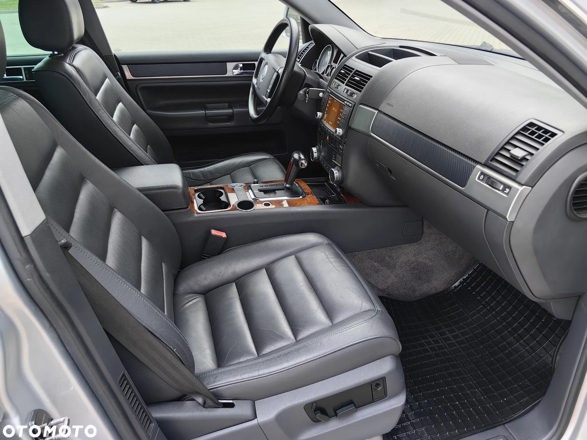 Volkswagen Touareg 4.2 V8 Automatik - 7