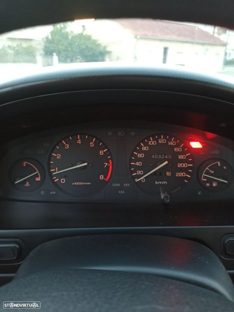 Honda Civic 1.5i - 4