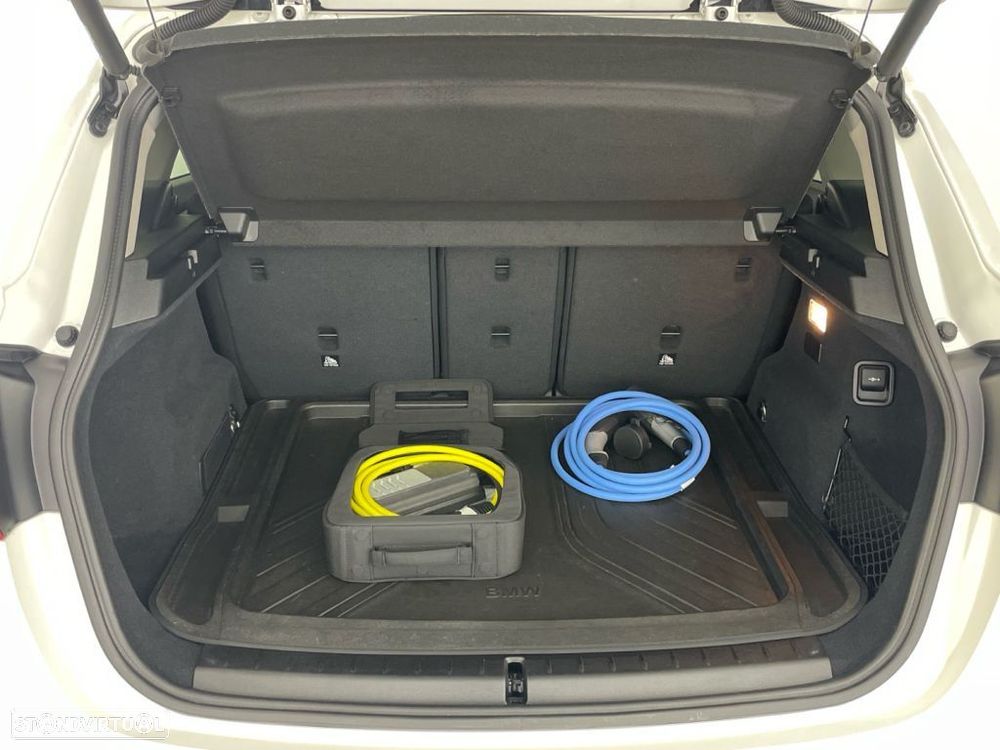 BMW 225xe Active Tourer Pack M - 13