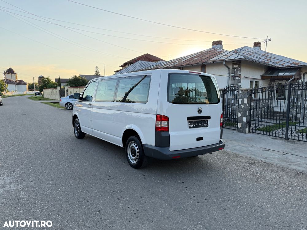 Volkswagen Transporter - 2