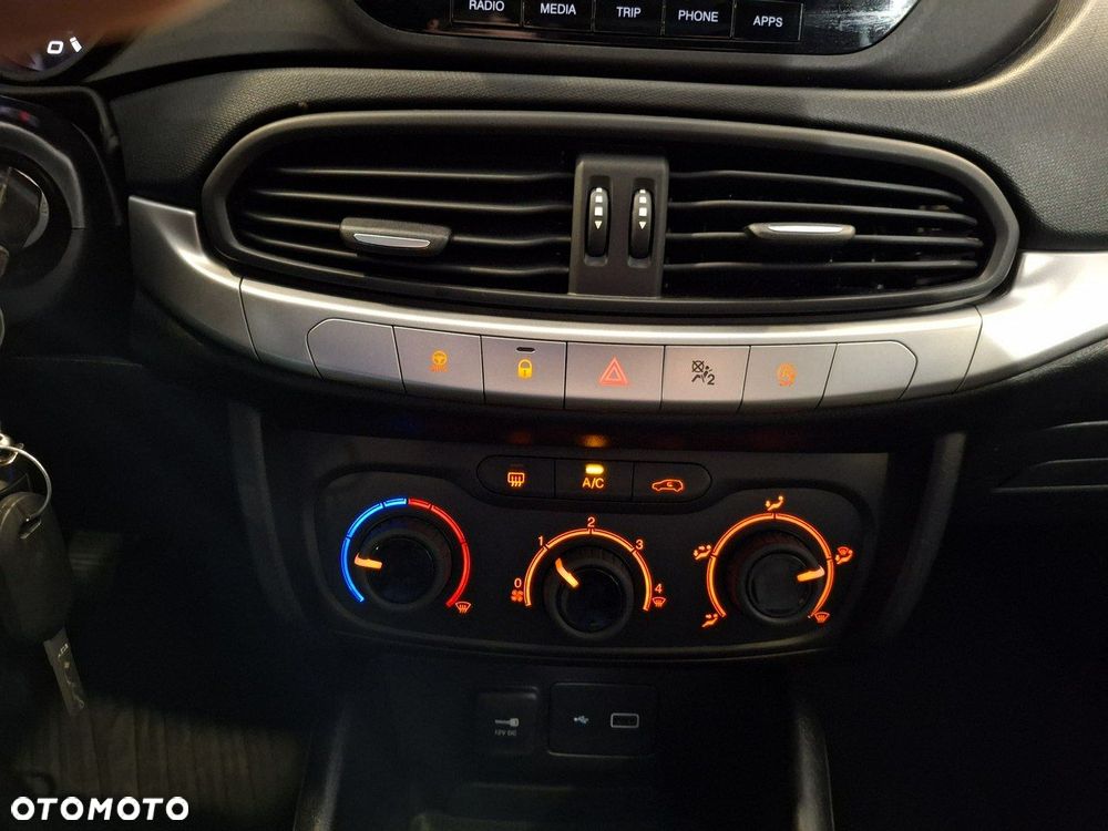 Fiat Tipo 1.4 16v Street - 17