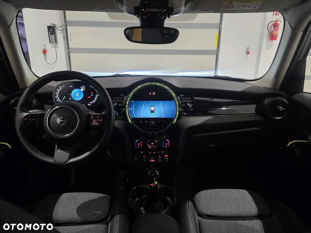 MINI Cooper Classic Trim - 16