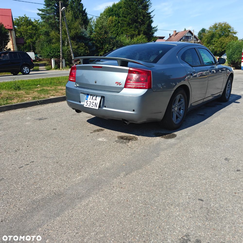 Dodge Charger 5.7 V8 RT - 6