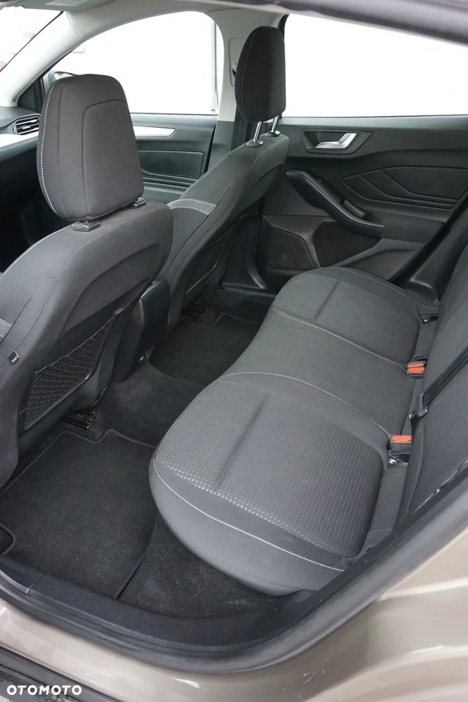 Ford Focus 1.0 EcoBoost Trend Edition Business - 19