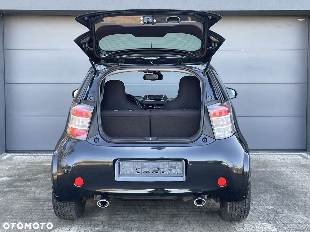 Toyota iQ 1.33 - 24