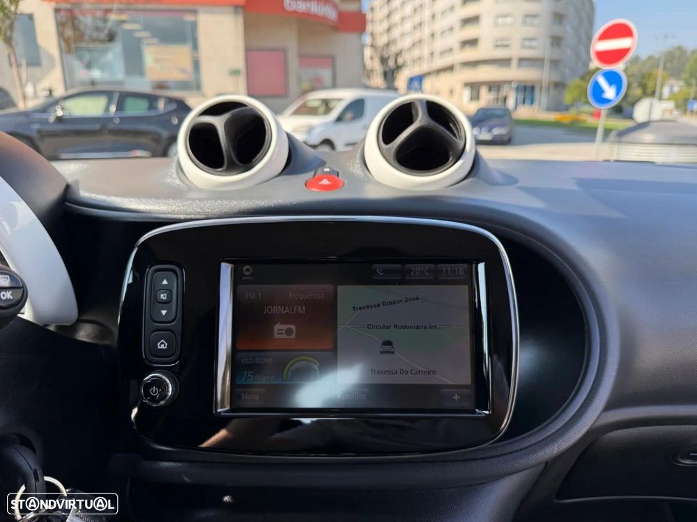 Smart ForTwo Coupé 1.0 71 Aut. - 17