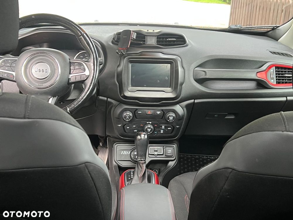 Jeep Renegade - 11