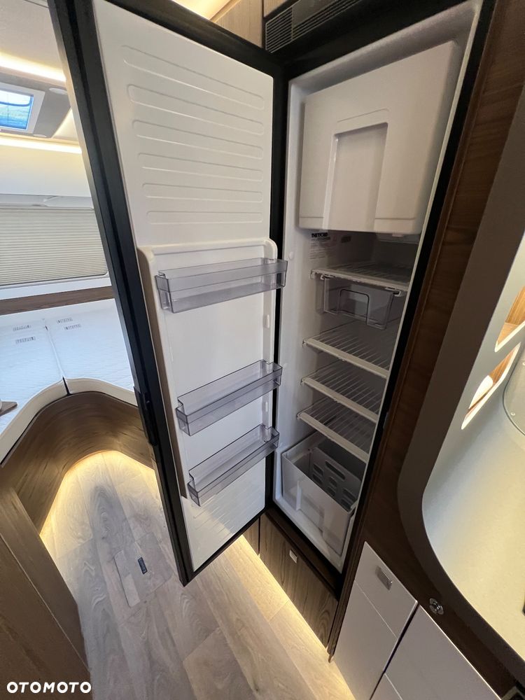 Hymer-Eriba Touring 820 - 11