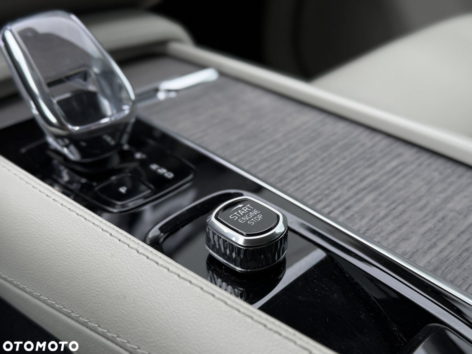 Volvo XC 90 - 20