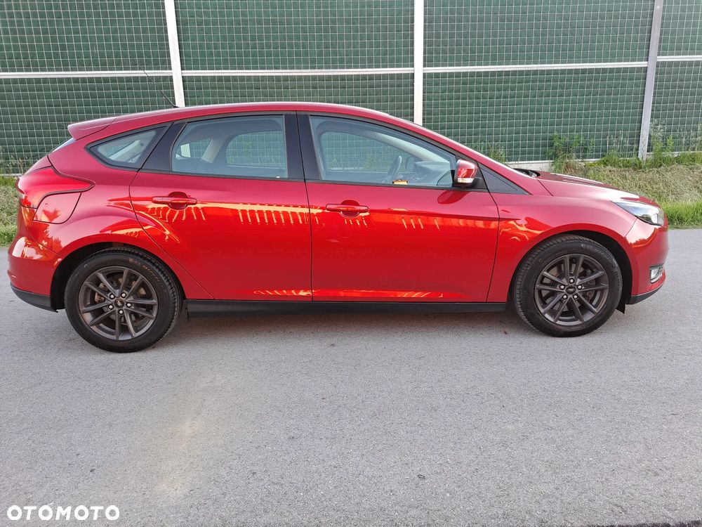 Ford Focus 1.5 EcoBoost Titanium ASS - 2