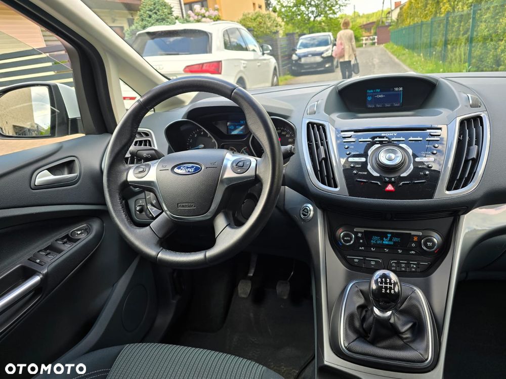 Ford C-MAX 1.0 EcoBoost Start-Stopp-System Titanium - 25