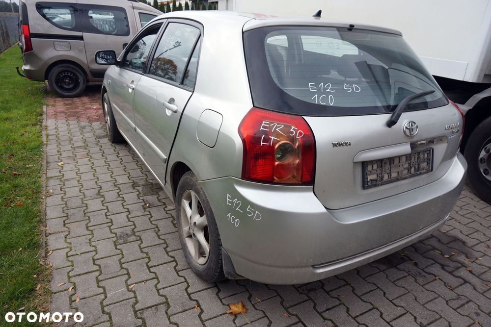 TOYOTA COROLLA E12 LIFT 5D HB 2005 1C0 1.4 D4D 1ND-TV 90KM C53 SREBRNY na części - 3
