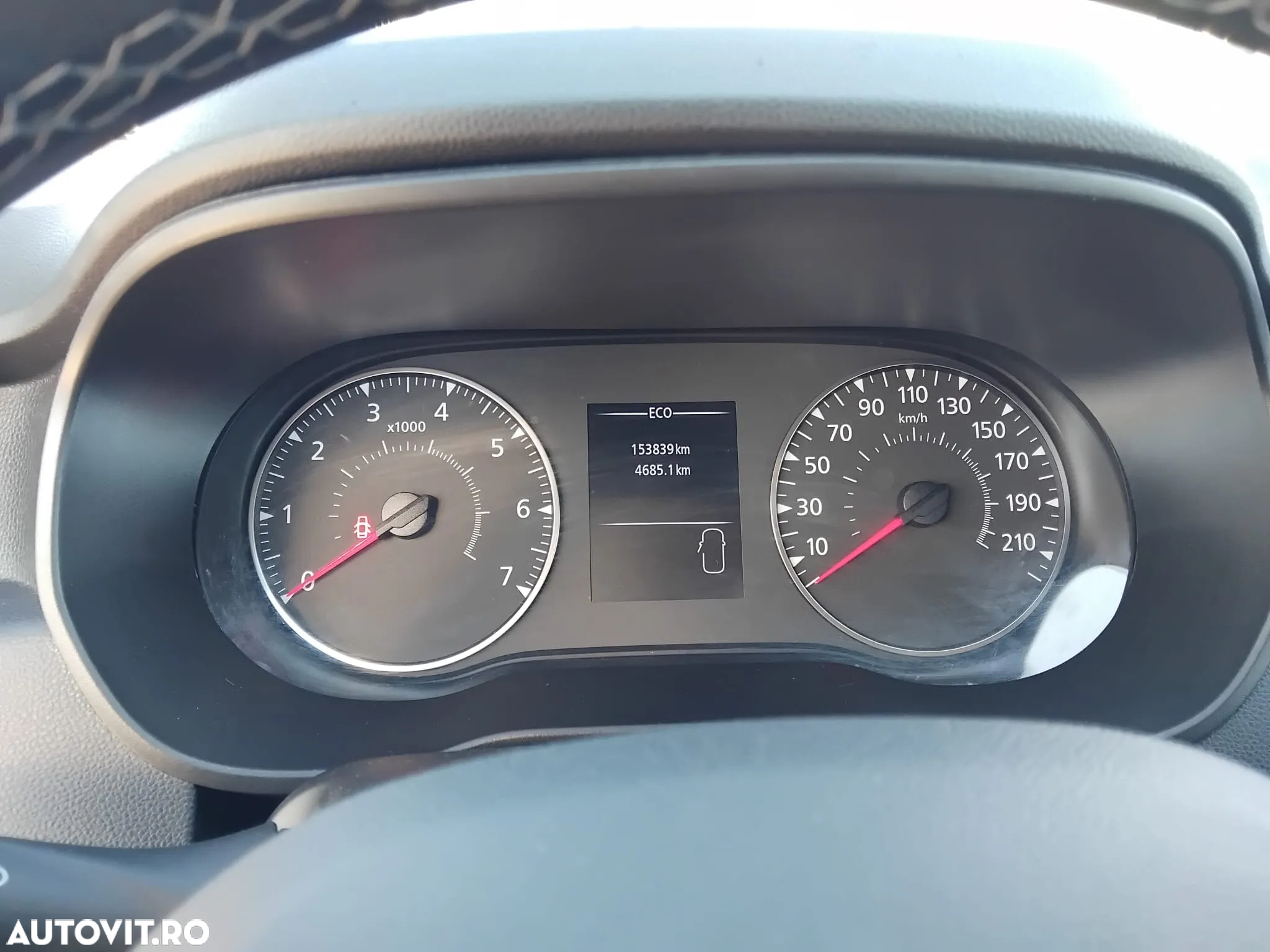 Dacia Duster Urban TCe 150 EDC Prestige - 8