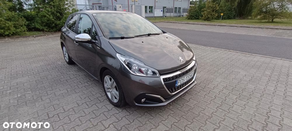Peugeot 208 82 PureTech Style - 2