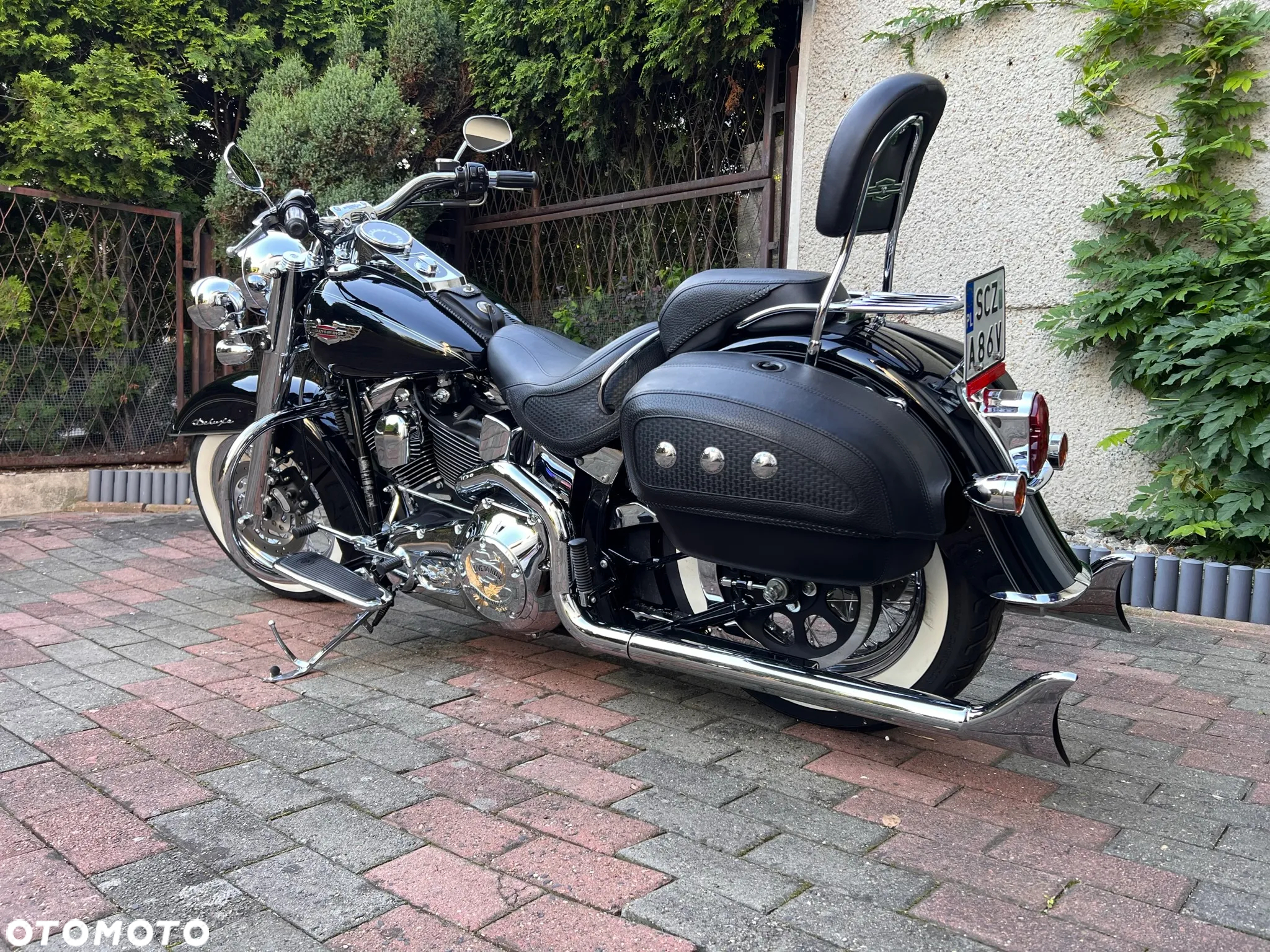 Harley-Davidson Softail Deluxe - 14