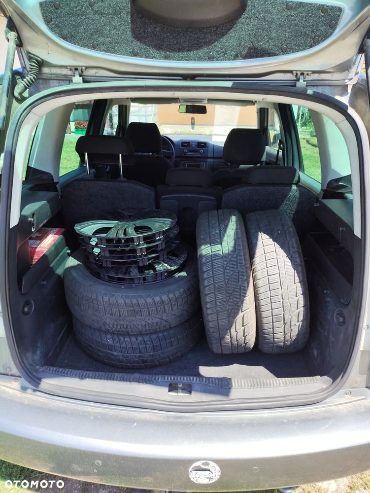 Skoda Roomster 1.2 TSI Style PLUS EDITION - 11