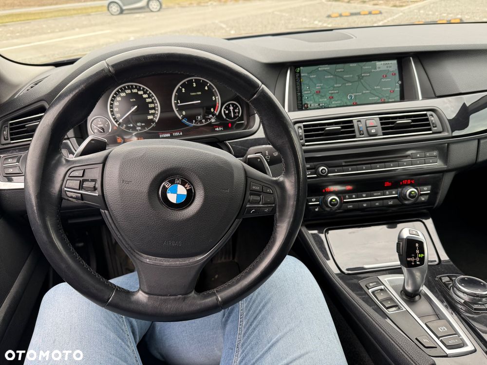BMW Seria 5 520d Sport-Aut - 14