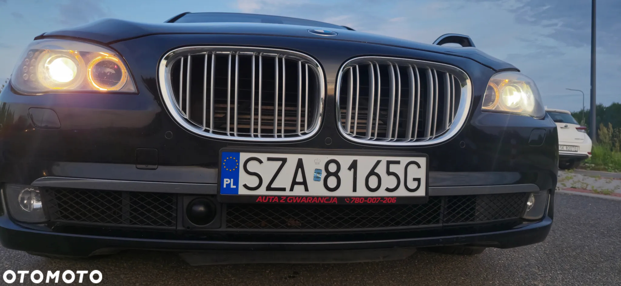 BMW Seria 7 750i xDrive - 18
