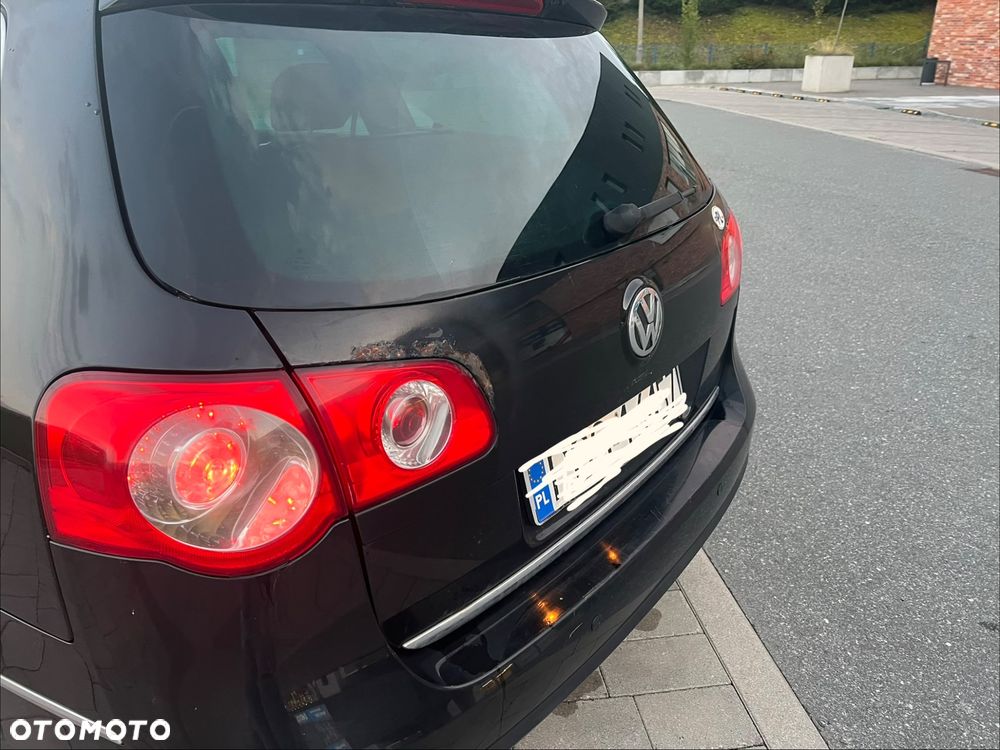 Volkswagen Passat 2.0 TDI DPF Sportline DSG - 5