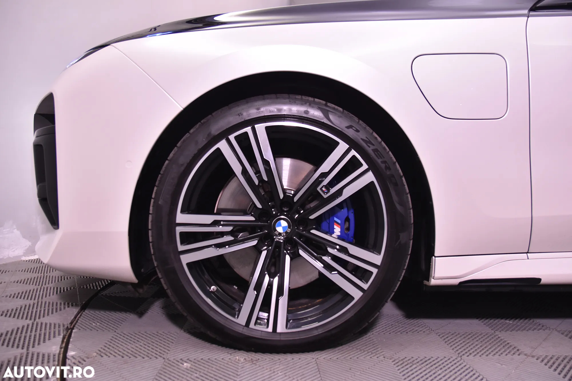 BMW Seria 7 750e xDrive AT PHEV - 13