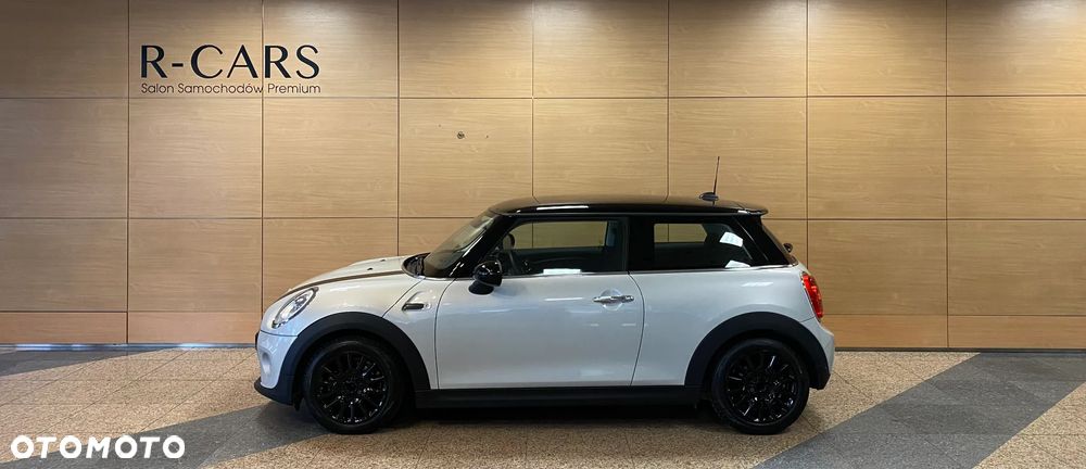 MINI Cooper Standard - 5