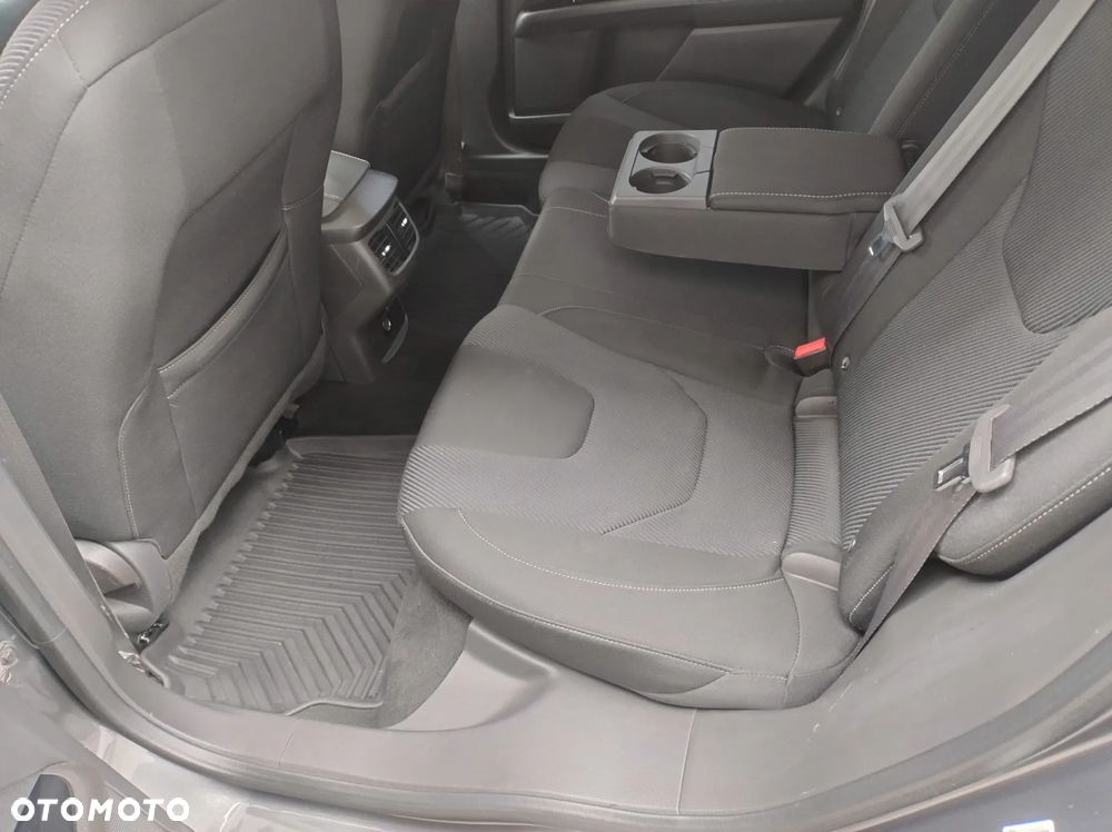 Ford Mondeo 2.0 TDCi Titanium PowerShift - 12