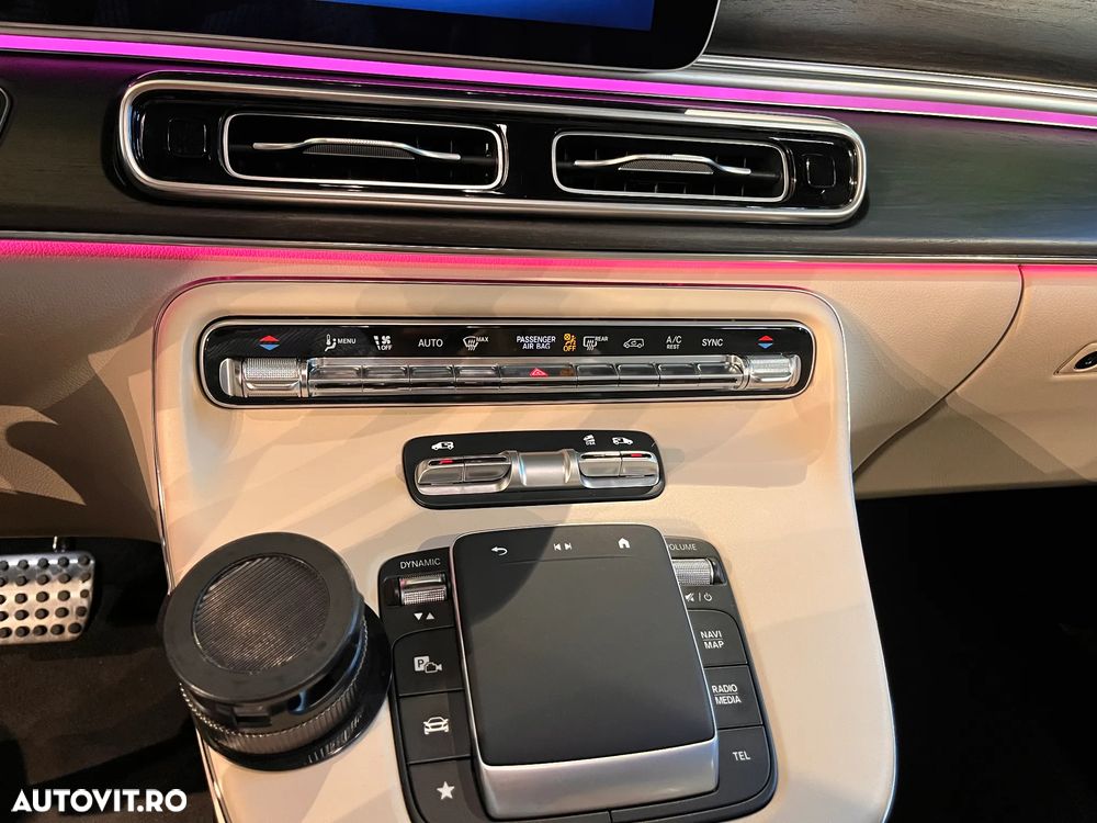 Mercedes-Benz V 300 d Lang 4Matic 9G-TRONIC Special Edition Avantgarde - 20