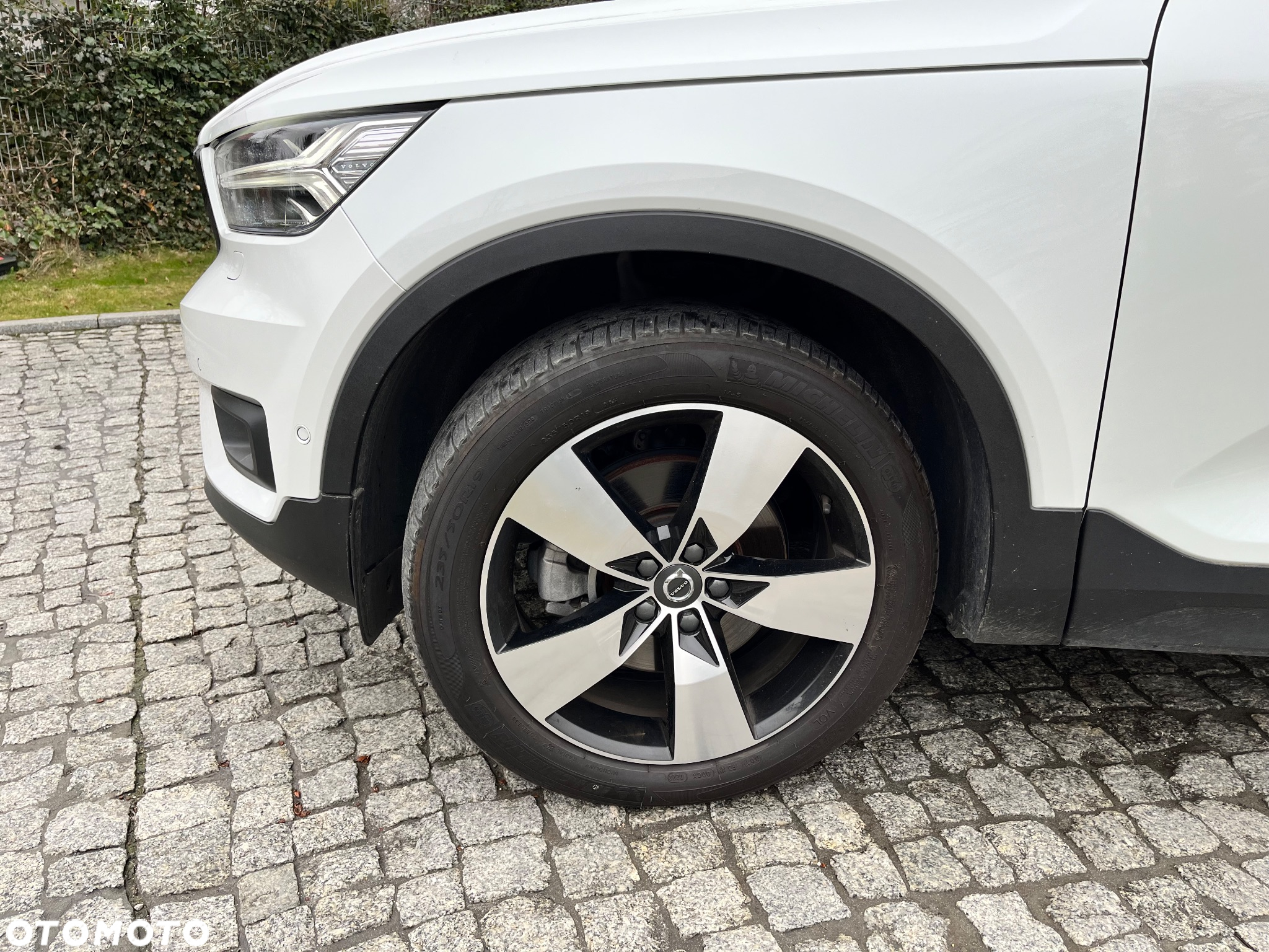 Volvo XC 40 T4 R-Design - 11